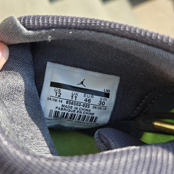 Jordan Future Dark Grey-Size 12 - Picture 2 of 5